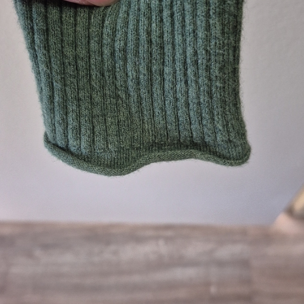 Universal Thread Forest Green Ribbed Sweater - Picture 4 of 4